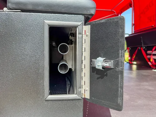 Rescue exterior view, photo 52 of 99